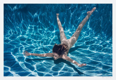 Underwater nude photograph