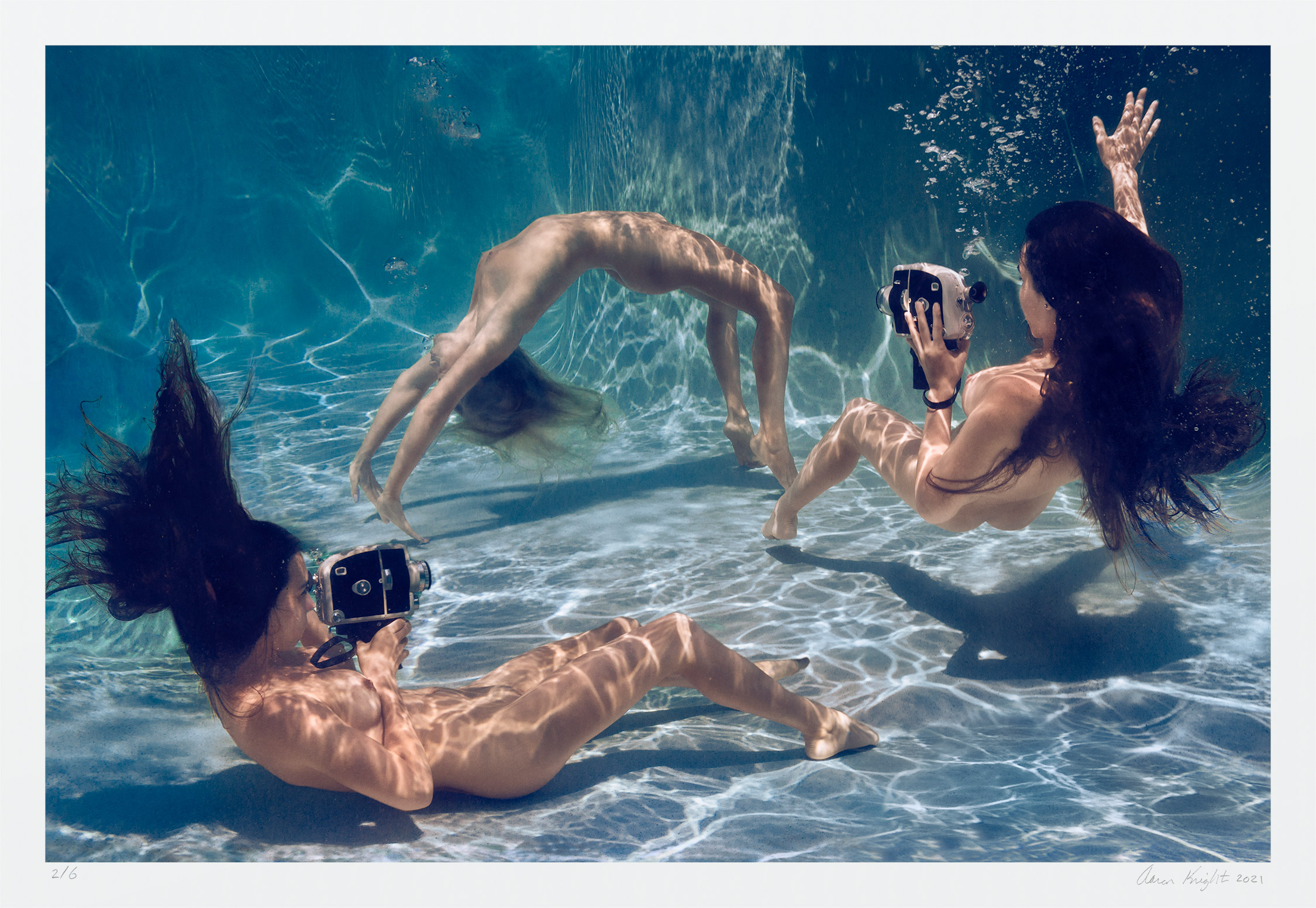 Original art photography, underwater nudes by Aaron Knight
